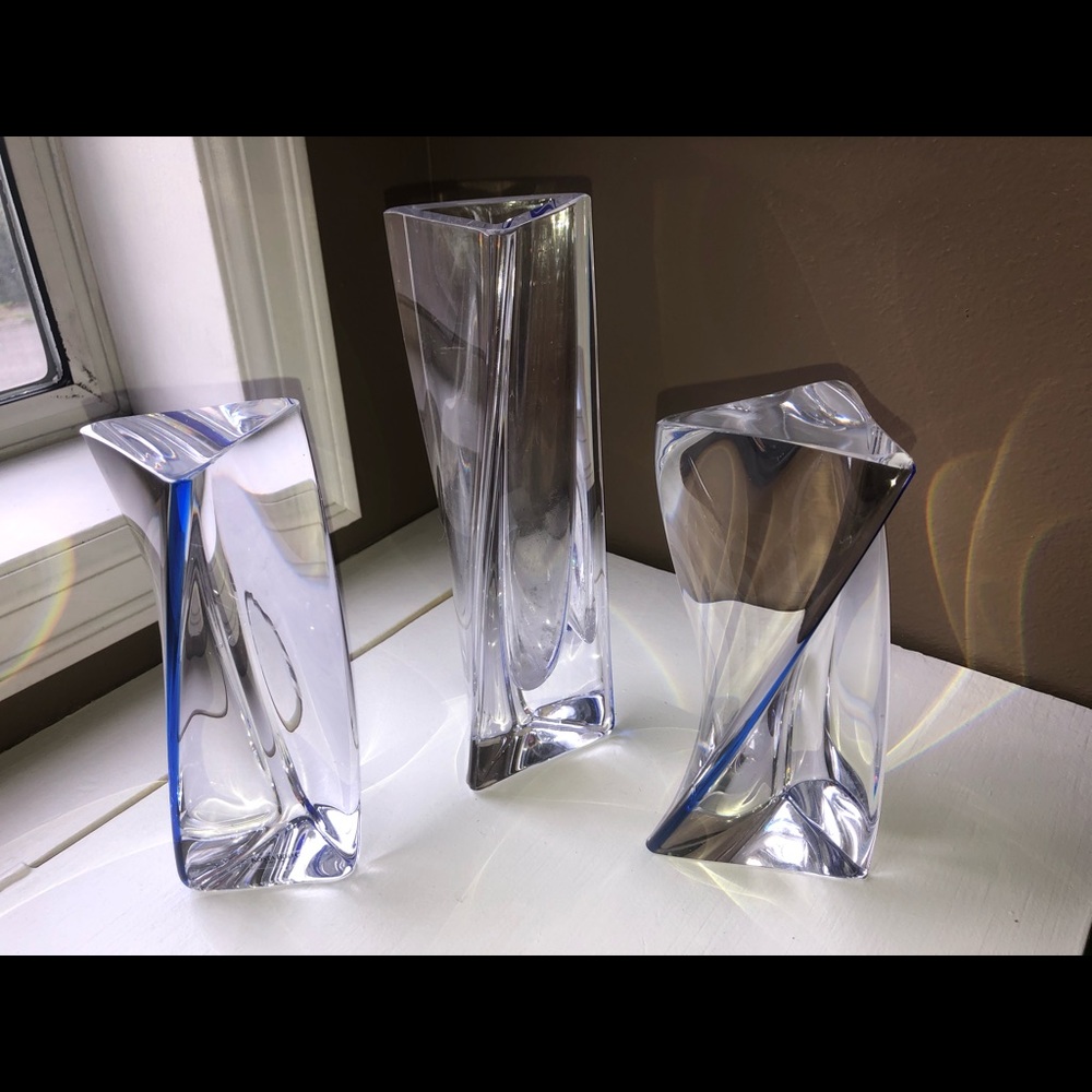 Kosta Boda Goran Warff Sculpture And Vase Set